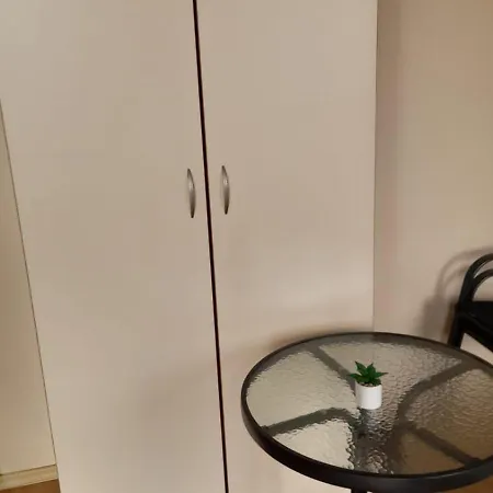 Guest House Sveti Vlas Апартаменты *